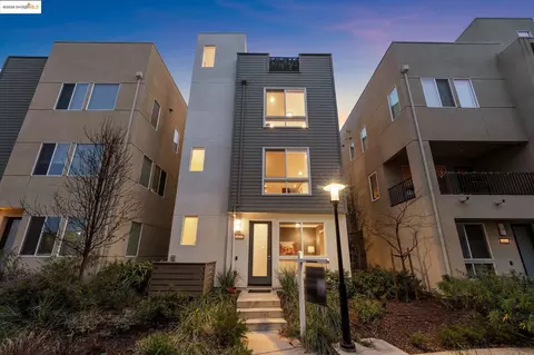 1637 Harbor Lights Rd, Richmond, CA 94804