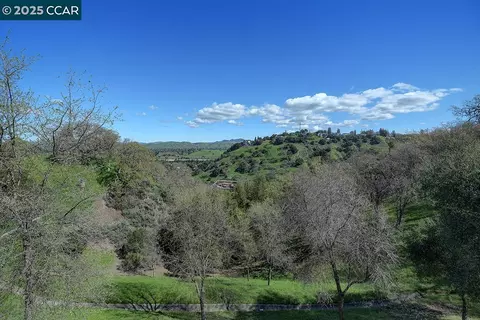 2846 Saklan Indian Dr, Walnut Creek, CA 94595