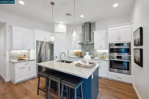 531 Madison St, Petaluma, CA 94952