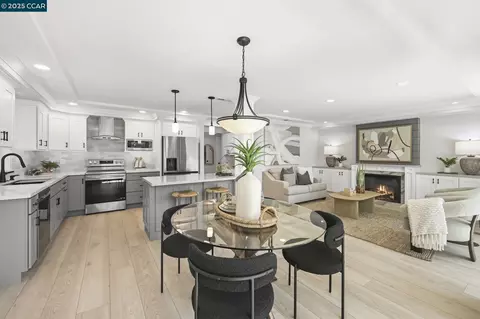 2817 Golden Rain Rd #16, Walnut Creek, CA 94595