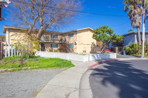2219 Hillsborough Ct, Concord, CA 94520