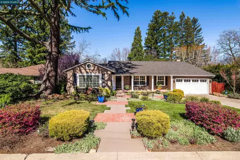4056 Valente Ct, Lafayette, CA 94549 photo 1