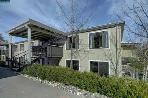 1388 Rockledge Ln #7, Walnut Creek, CA 94595
