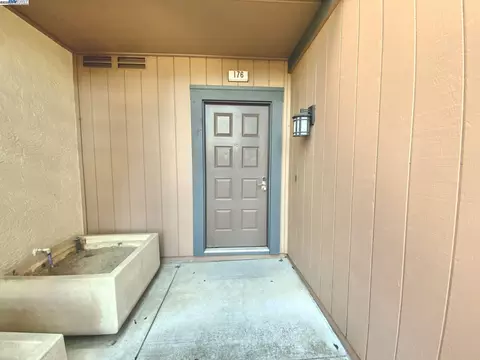 176 Hackamore Cmn, Fremont, CA 94539 photo 1