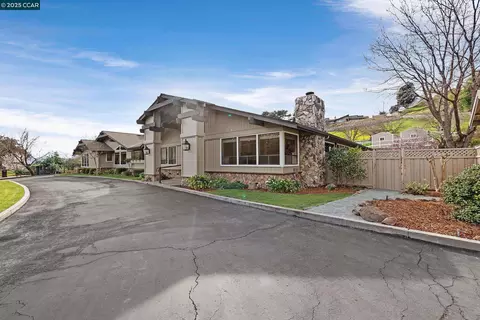 1570 Lawrence Rd, Danville, CA 94506