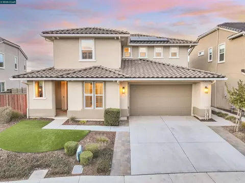 8850 Blue Riv, Vallejo, CA 94591 photo 1