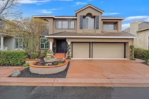 108 Victory Cir, San Ramon, CA 94582
