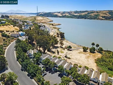 32 Shoal Dr, Vallejo, CA 94591 photo 1