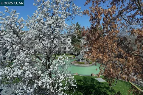 1860 Tice Creek Dr #1424, Walnut Creek, CA 94595