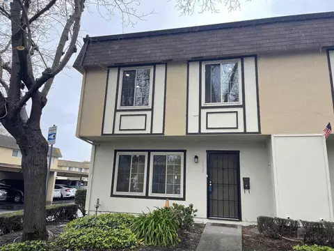 2832 Oliver Dr, Hayward, CA 94545