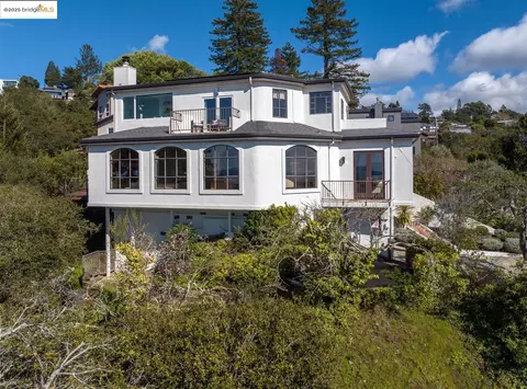 1061 Sterling Ave, Berkeley, CA 94708 photo 1