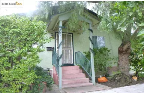 221 Elmwood St, Mountain View, CA 94043