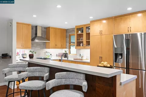 5115 Black Oak Rd, Concord, CA 94521 photo 1