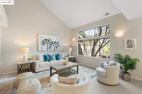 167 Purcell Dr, Alameda, CA 94502