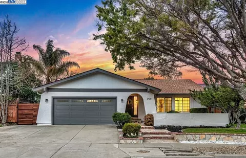 3421 Touriga Dr, Pleasanton, CA 94566