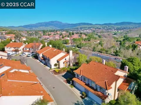 201 Bellflower Dr, San Ramon, CA 94582