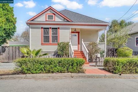 1715 Castro St, Martinez, CA 94553 photo 1
