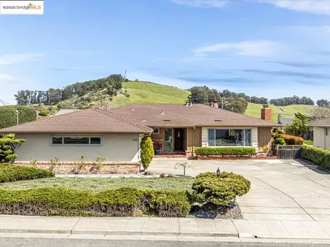 2436 Harborview Dr, San Leandro, CA 94577 photo 1