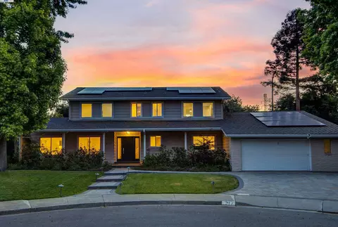 317 Deerpark Ct, Walnut Creek, CA 94598