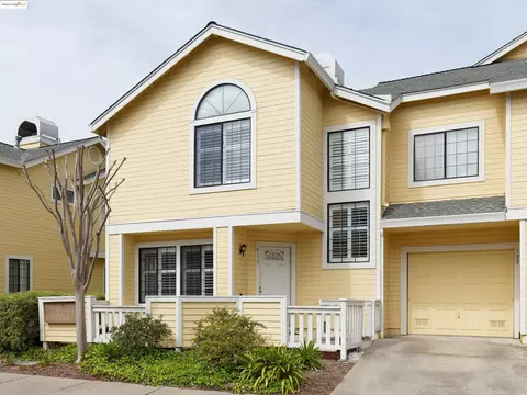911 Devonwood, Hercules, CA 94547 photo 1