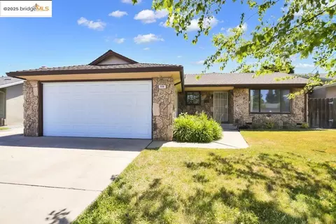 400 Rainier Dr, Lodi, CA 95242 photo 1