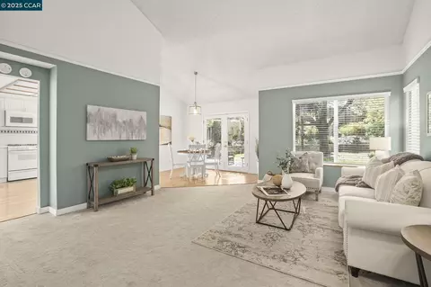 230 Willow Lake Dr, Martinez, CA 94553
