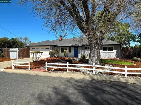 2080 Janice Dr, Pleasant Hill, CA 94523