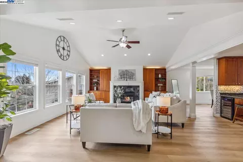 297 Ludlow Pl, San Ramon, CA 94583