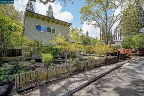 3609 Walnut St, Lafayette, CA 94549 photo 1