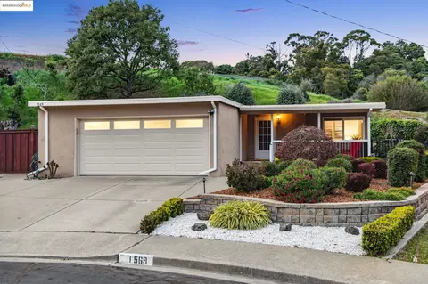 1569 Poquito Ct, Pinole, CA 94564