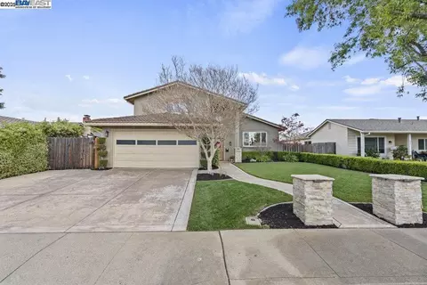 642 Debra St, Livermore, CA 94550 photo 1