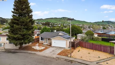 108 Kemper St, Vallejo, CA 94589 photo 1