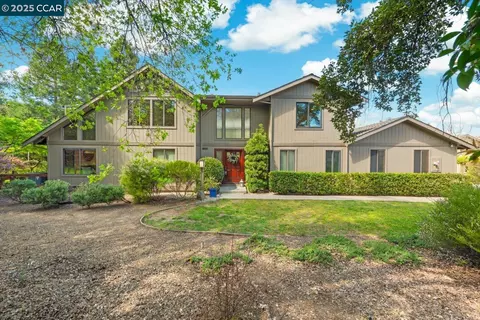 3118 Hambletonian Ln, Walnut Creek, CA 94598