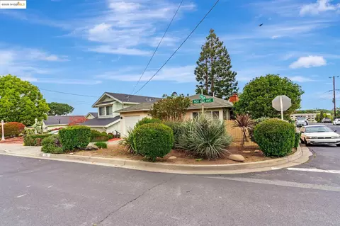 1284 Nob Hill Ave, Pinole, CA 94564