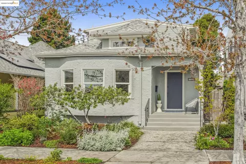 1229 Russell St, Berkeley, CA 94702 photo 1