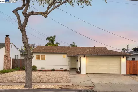 23740 Nevada Rd, Hayward, CA 94541 photo 1