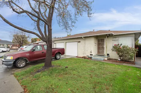 20884-20886 Ashfield Ave, Castro Valley, CA 94546