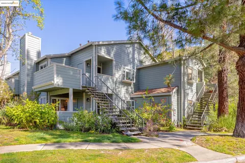 770 Canyon Oaks Dr #D, Oakland, CA 94605