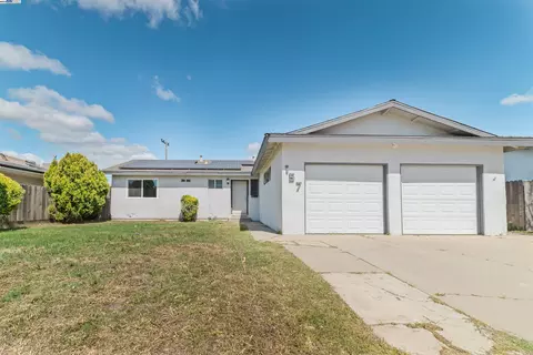 157 Argonaut St, Manteca, CA 95336 photo 1