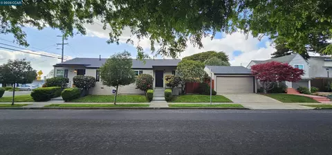 901 33rd St, Richmond, CA 94804
