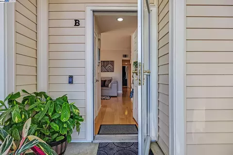 4640 Melody Dr #B, Concord, CA 94521