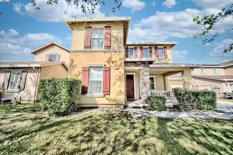 243 Cherry Blossom Ln, Patterson, CA 95363 photo 1