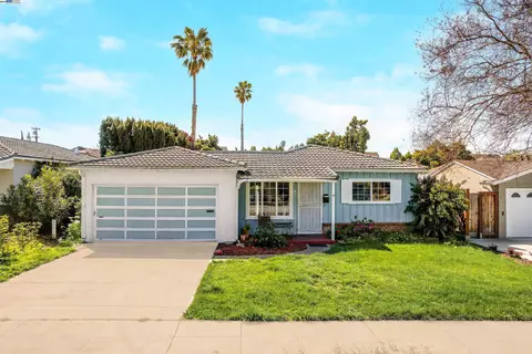 568 Emerson St, Fremont, CA 94539