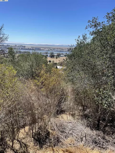 25 Burnham St, Vallejo, CA 94590 photo 6
