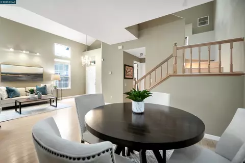 Dining - 266 Scotts Vly, Hercules, CA 94547 photo 2 of 2