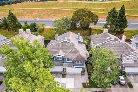 View/Area - 266 Scotts Vly, Hercules, CA 94547 photo 5 of 6