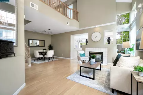 Living - 266 Scotts Vly, Hercules, CA 94547 photo 1 of 5