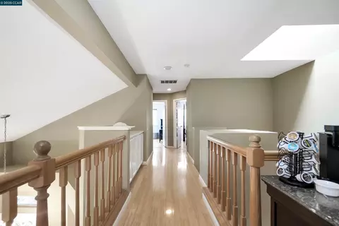 Entry Way - 266 Scotts Vly, Hercules, CA 94547 photo 3 of 3