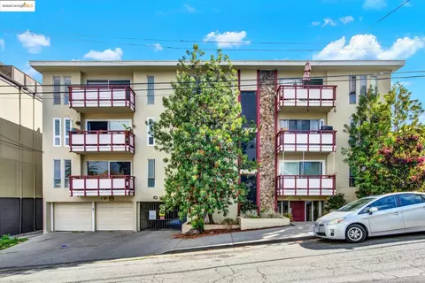 10 Moss Ave #25, Oakland, CA 94610