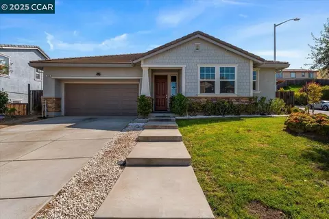 2438 Maho Bay Cir, Pittsburg, CA 94565